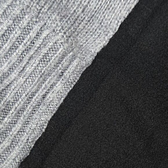 Lane Bryant Pleated Chiffon Back Gray Sweater Pullover Cut Out V-Neck Plus Size - Picture 9 of 13